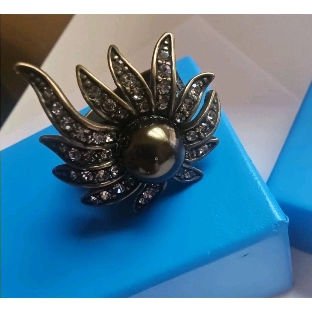 Heidi Daus Elegant Black Pearl Daisy Flower Swarovski Crystal Ring Size 8